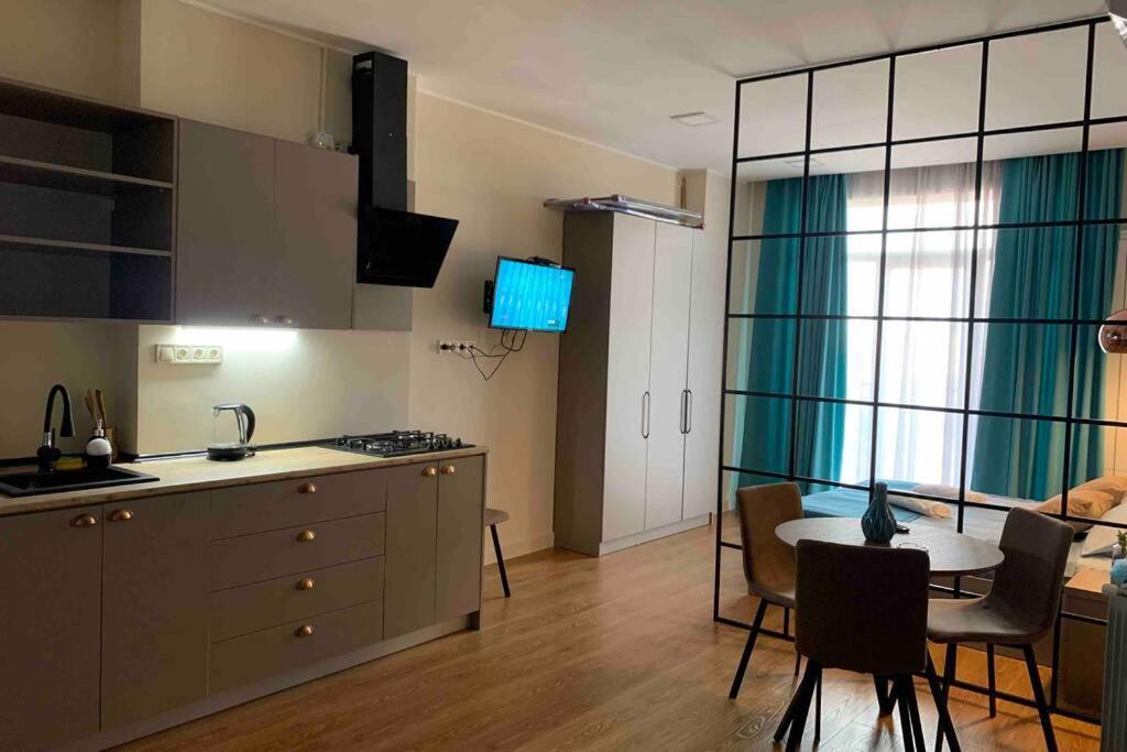 Geverse Apartment Batumi Luaran gambar
