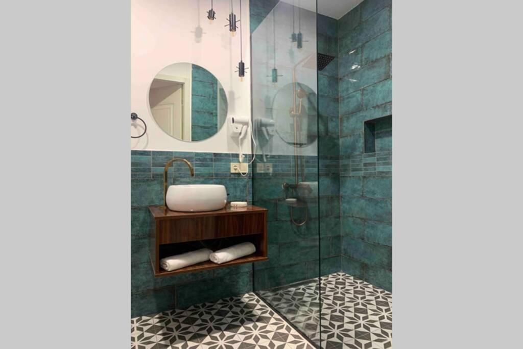 Geverse Apartment Batumi Luaran gambar